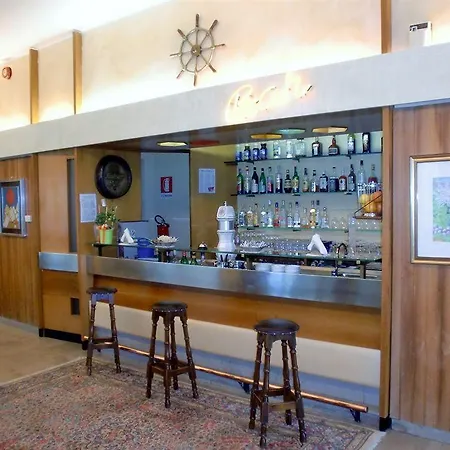 酒店 米拉马尔酒店 西尔米奥奈